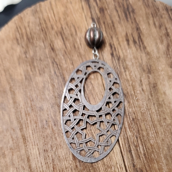 P275 STERLING NAVAJO PENDANT COLLECTIBLE - Picture 1 of 3